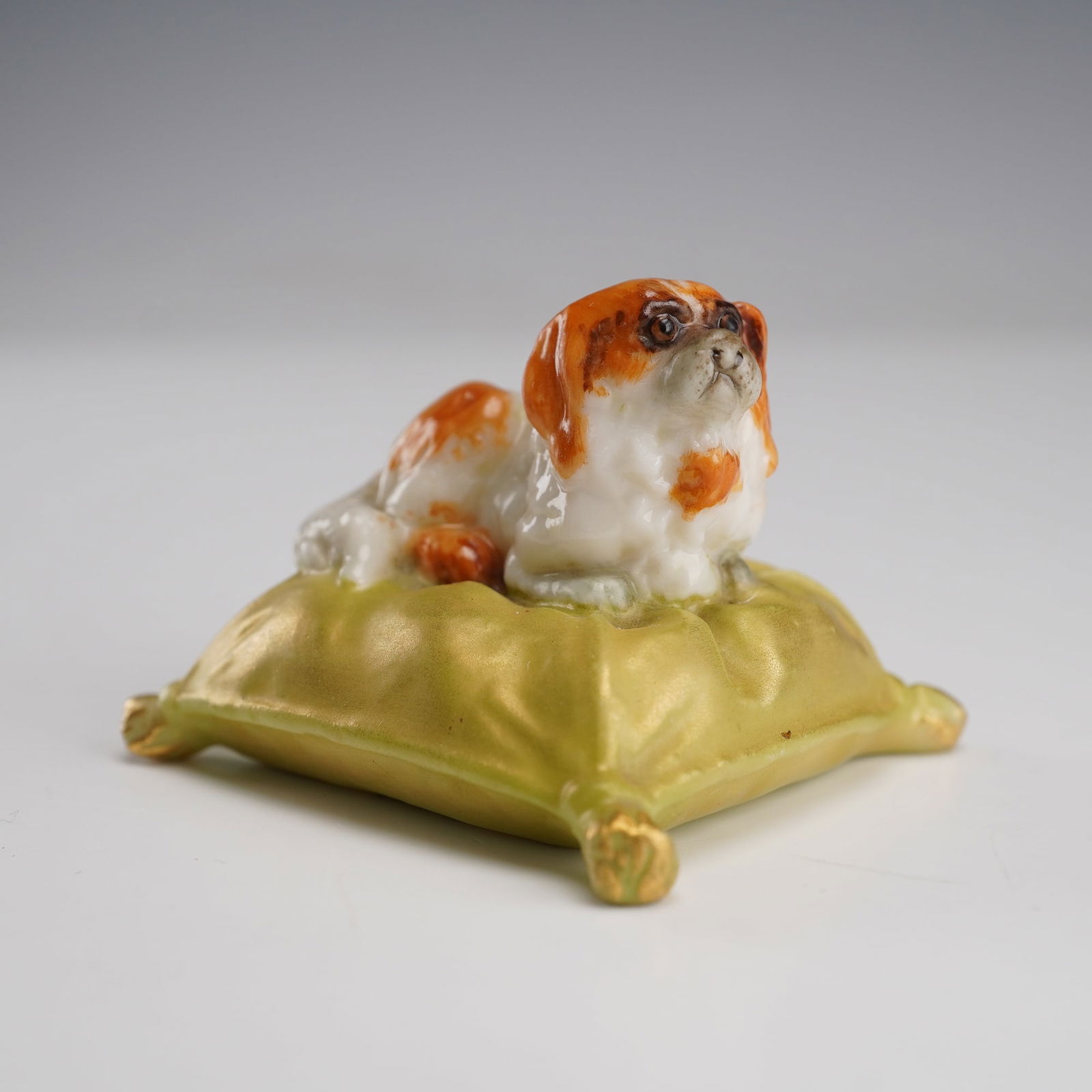 Royal Worcester Miniature Figurine, King Charles Spaniel (1 of 4)