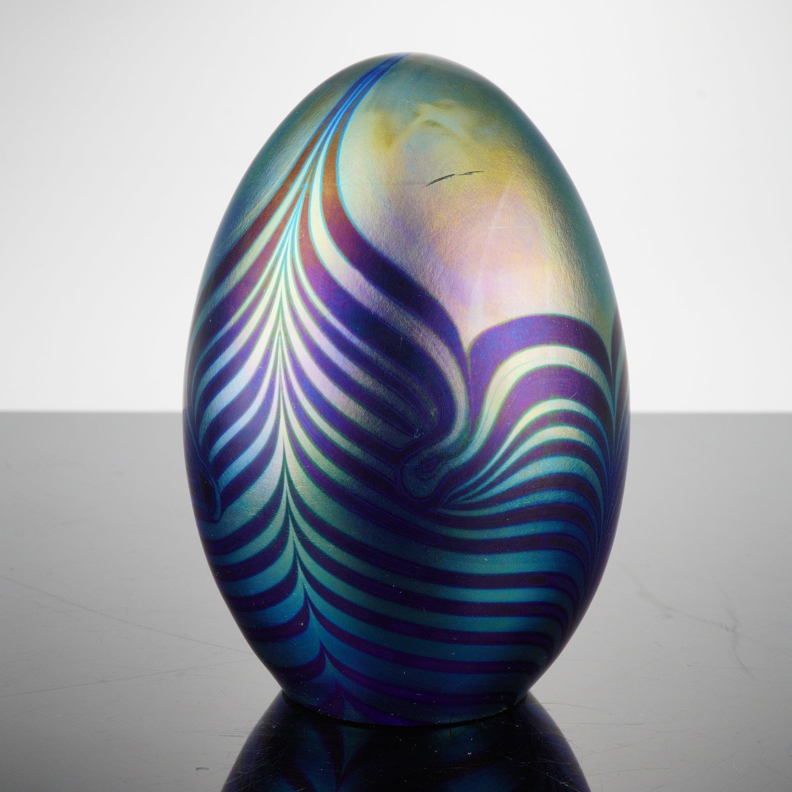 Robert Eickholt Iridescent Art Glass Egg Paperweight, Signed (1 of 4)