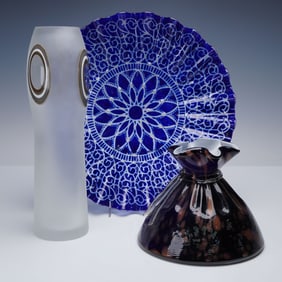 3pc Sydenstricker and Other Art Glass Vases and Plate