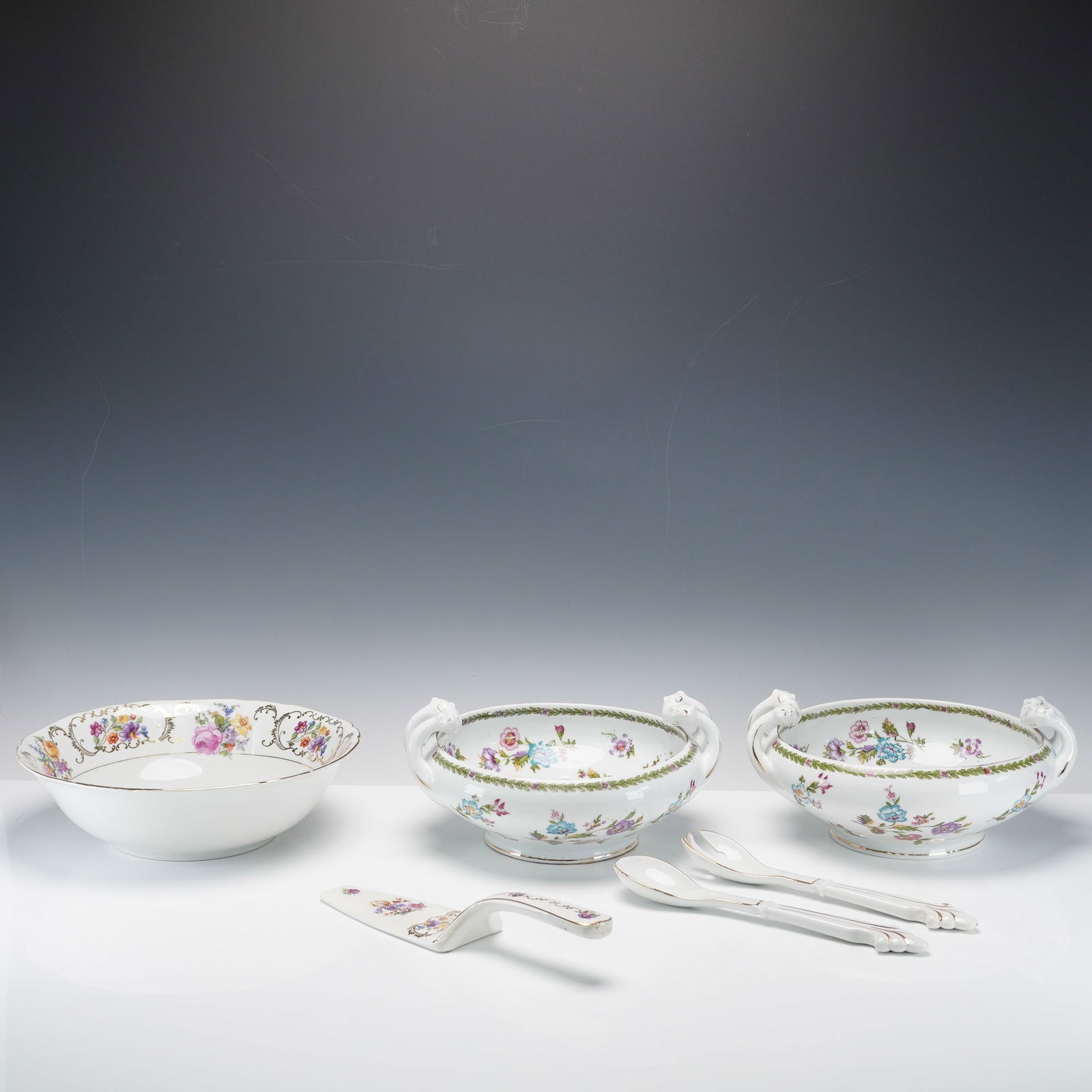 6pc Victoria Austria and Czechoslovakia Porcelain Serving Wares (1 of 8)