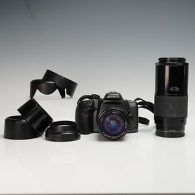 8pc Minolta Maxxum 530si RZ 35mm SLR Film Camera with Lenses & Accessories