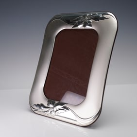 Silver-Plated Picture Frame with Flower Detail
