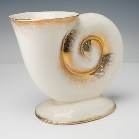 Pitt Petri Shell Form Footed Vase