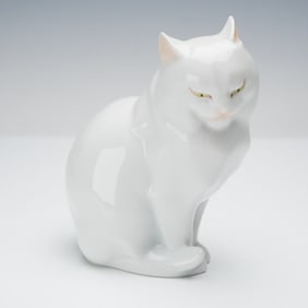 Herend Porcelain Figurine, Cat Sitting