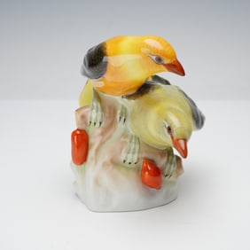 Herend Porcelain Small Figurine, Pair of Yellow-Hammers