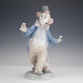 Lladro Porcelain Figurine, For A Smile 1006937