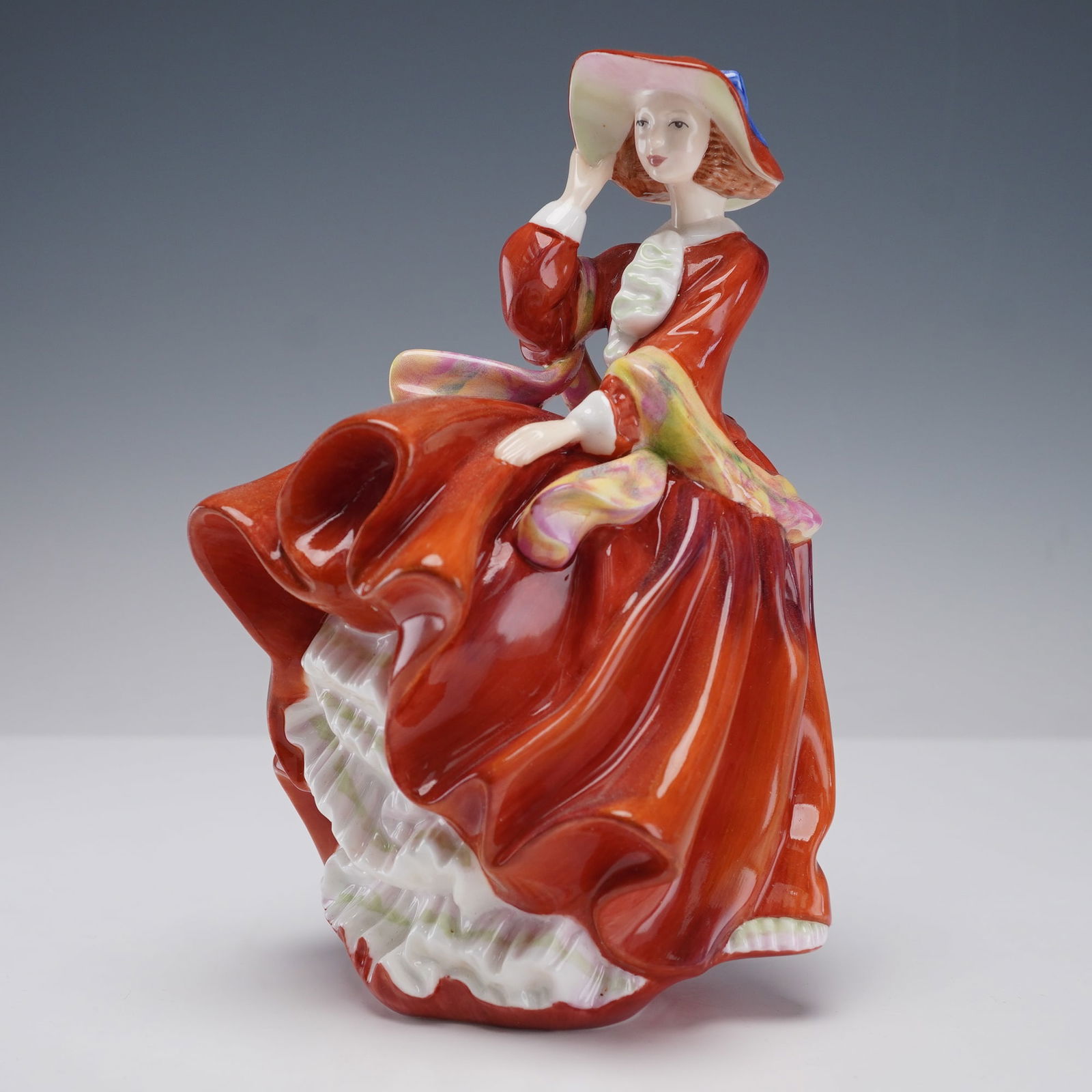 Royal Doulton Figurine, Top O The Hill HN4778 (1 of 4)