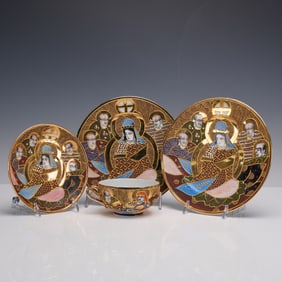 4pc Egg Porcelain Shimazu Crest Satsuma Tea Cup, Saucer and Dessert Plates