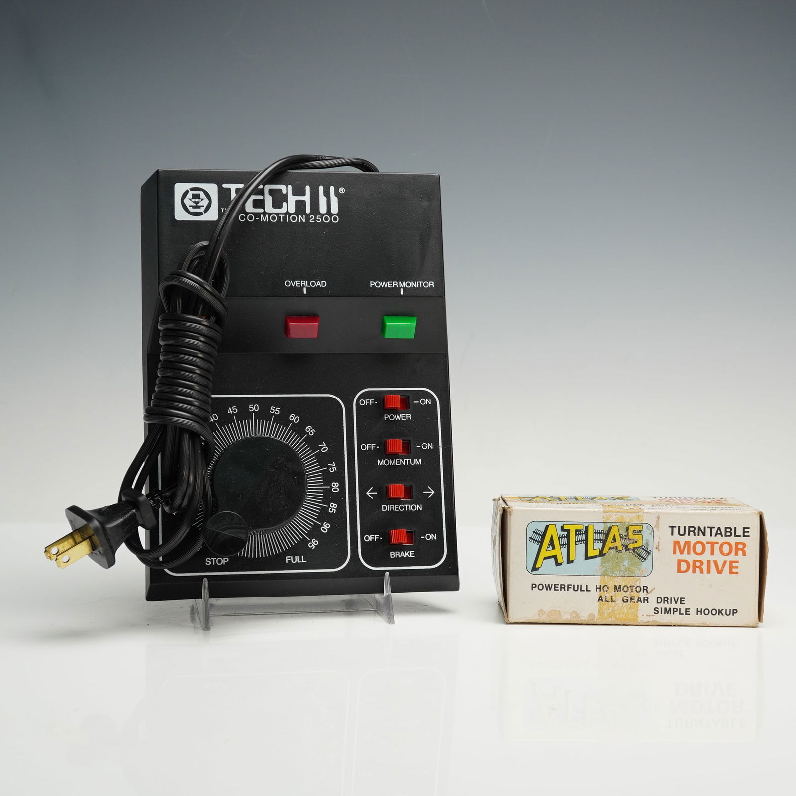 2pc Tech II Model 2500 Train Control and Atlas Turntable Motor Drive (1 of 3)
