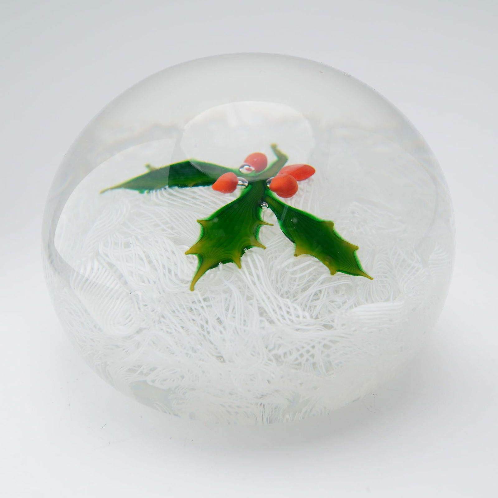 Perthshire Glass Christmas Holly Paperweight (1 of 4)