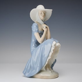NAO by Lladro Porcelain Figurine, La Pamela 229