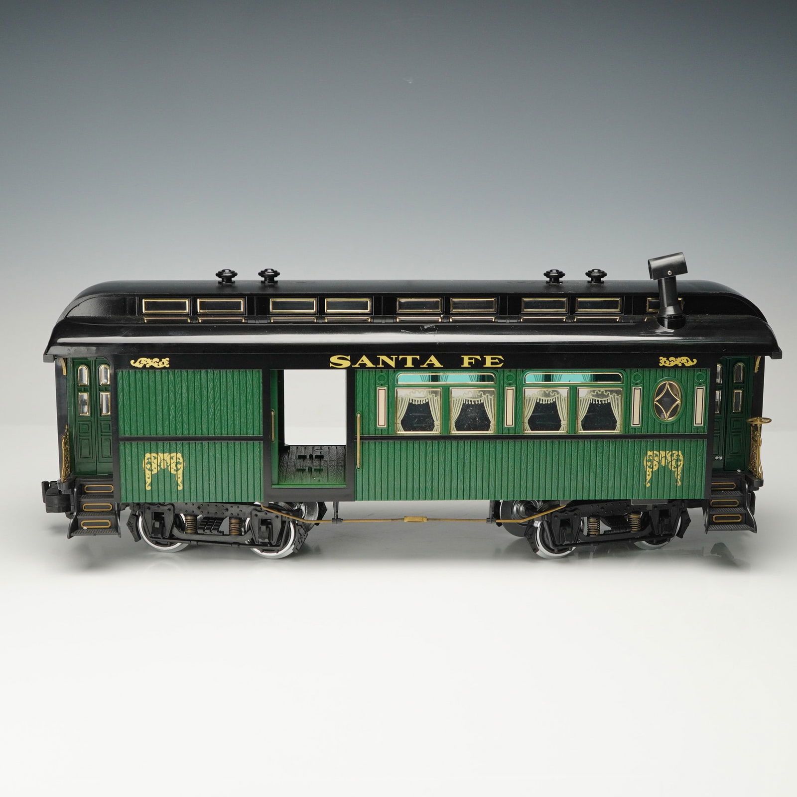 REA Santa Fe Combine Passenger Car Electric Train Model (1 of 6)