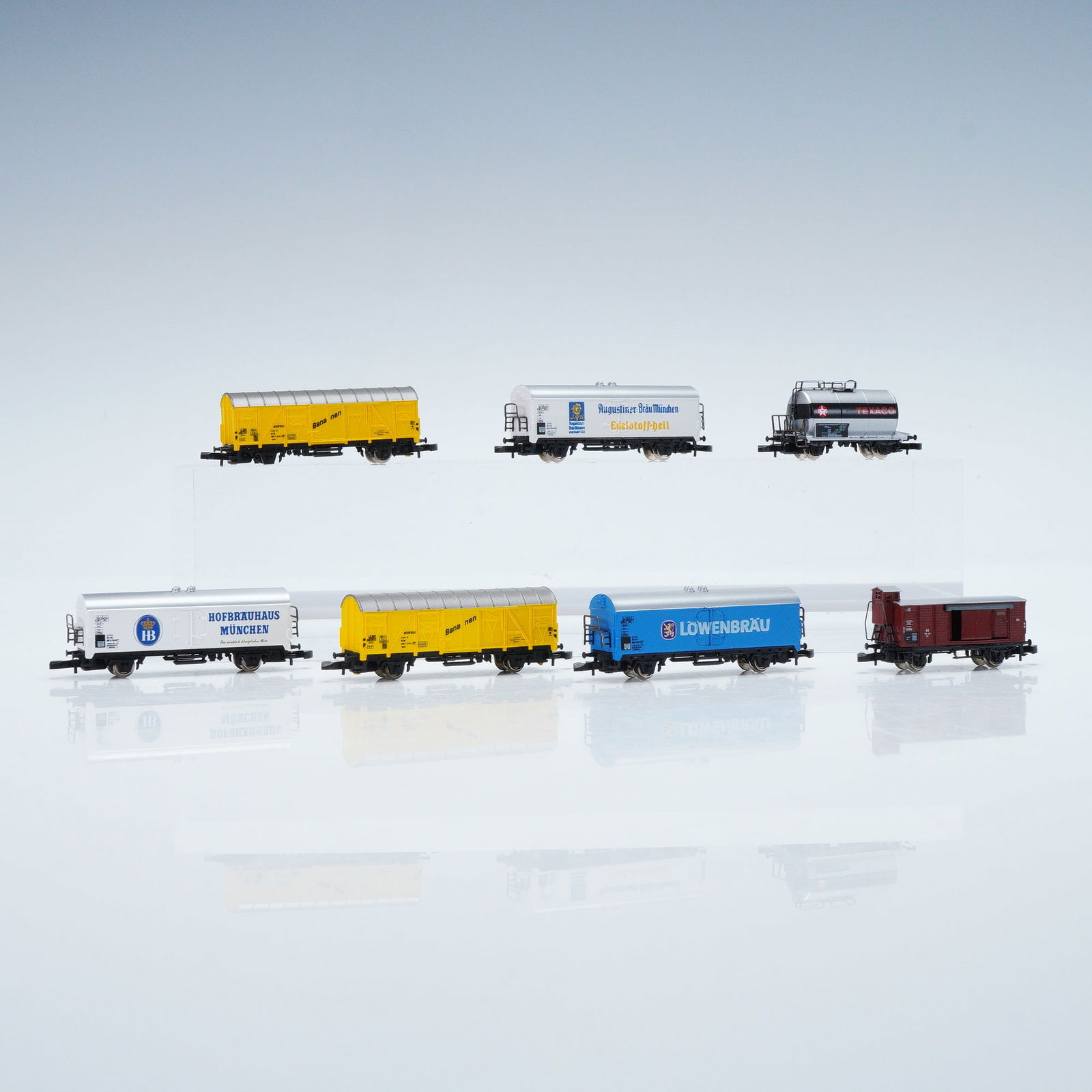 3pc Marklin Mini Club Z Scale Freight Car Assortment Set (1 of 3)