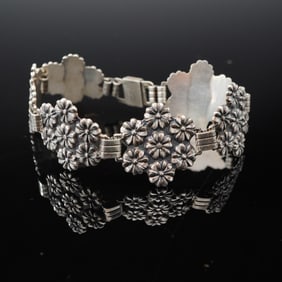 Sterling Silver Linked Floral Bracelet