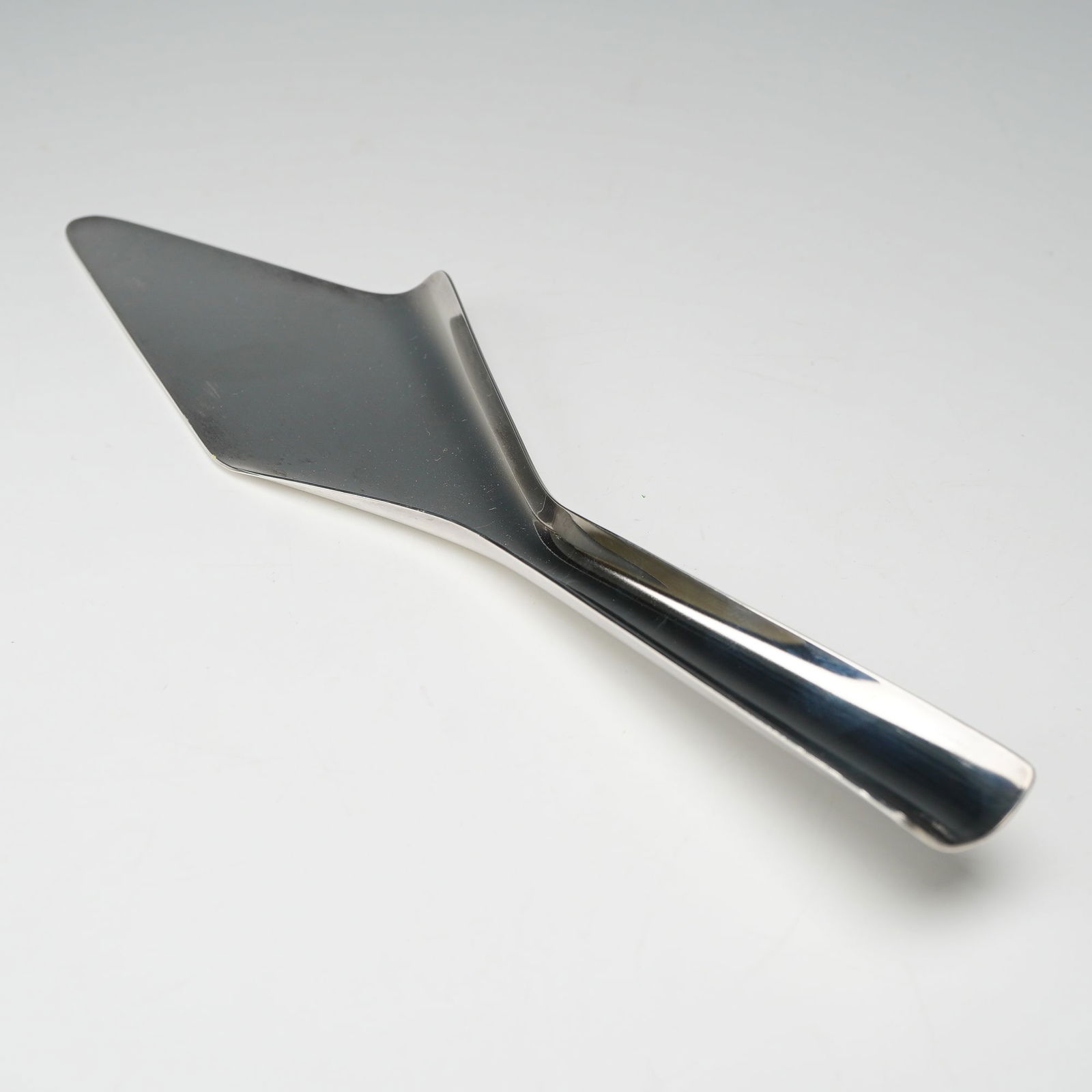 Christofle Lino Sabattini Silverplate Cake Server (1 of 5)