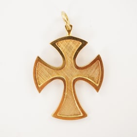 14K Gold Maltese Cross Pendant