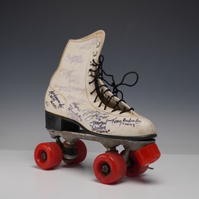 Starlight Express Cast Autographed Roller Derby Skate