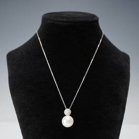 14K White Gold Pearl and Diamond Pendant Necklace