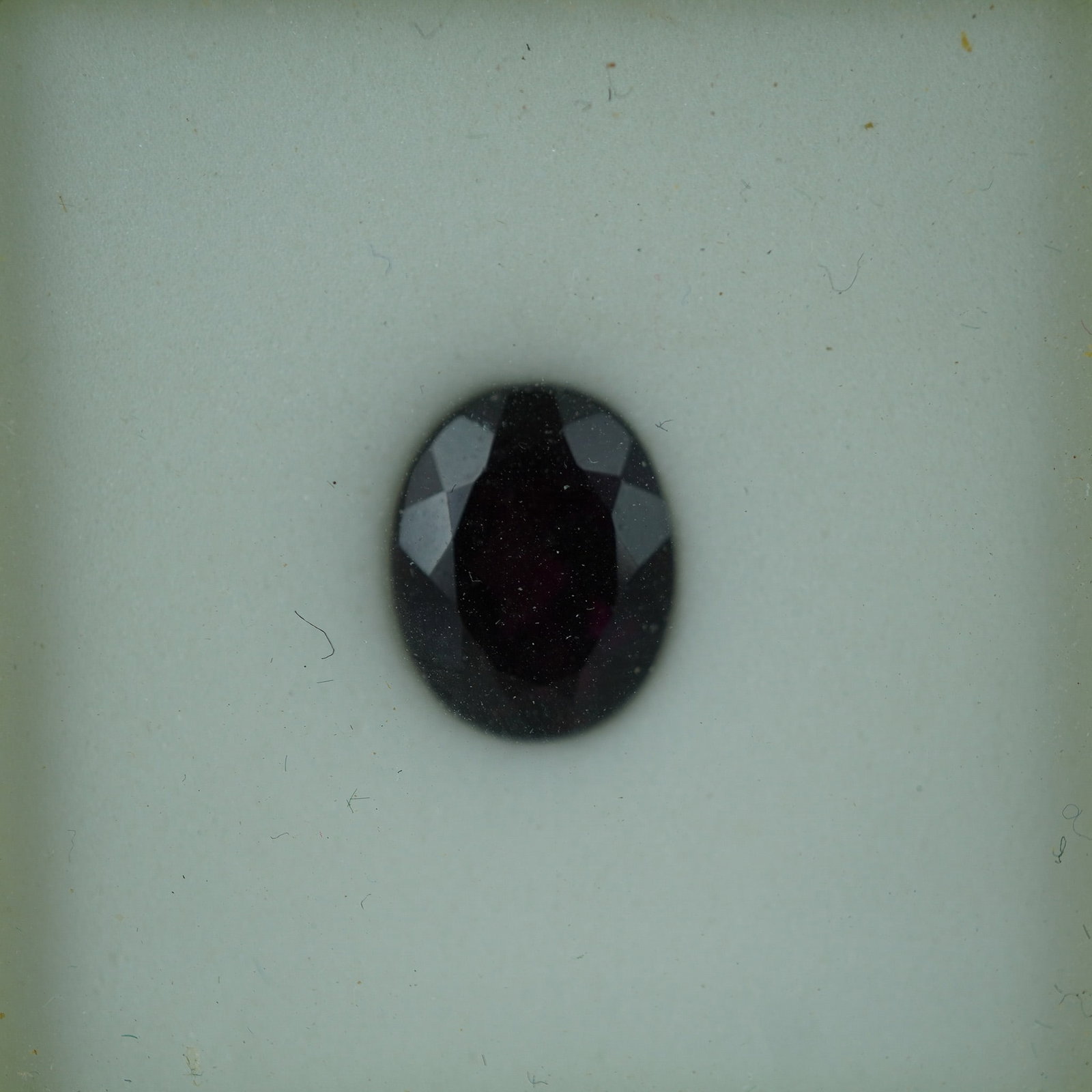 3.25 CT Rhodolite Garnet Oval Cut Gemstone: This richly colored rhodolite garnet features a deep wine-red hue and a refined oval cut that enhances its classic beauty. Weighing approximately 3.25 carats, rhodolite garnet is a variety prized for 