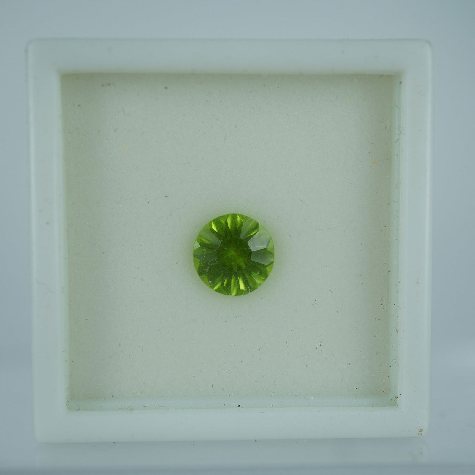 1.75 CT Peridot Quantum Round Cut Gemstone (1 of 1)