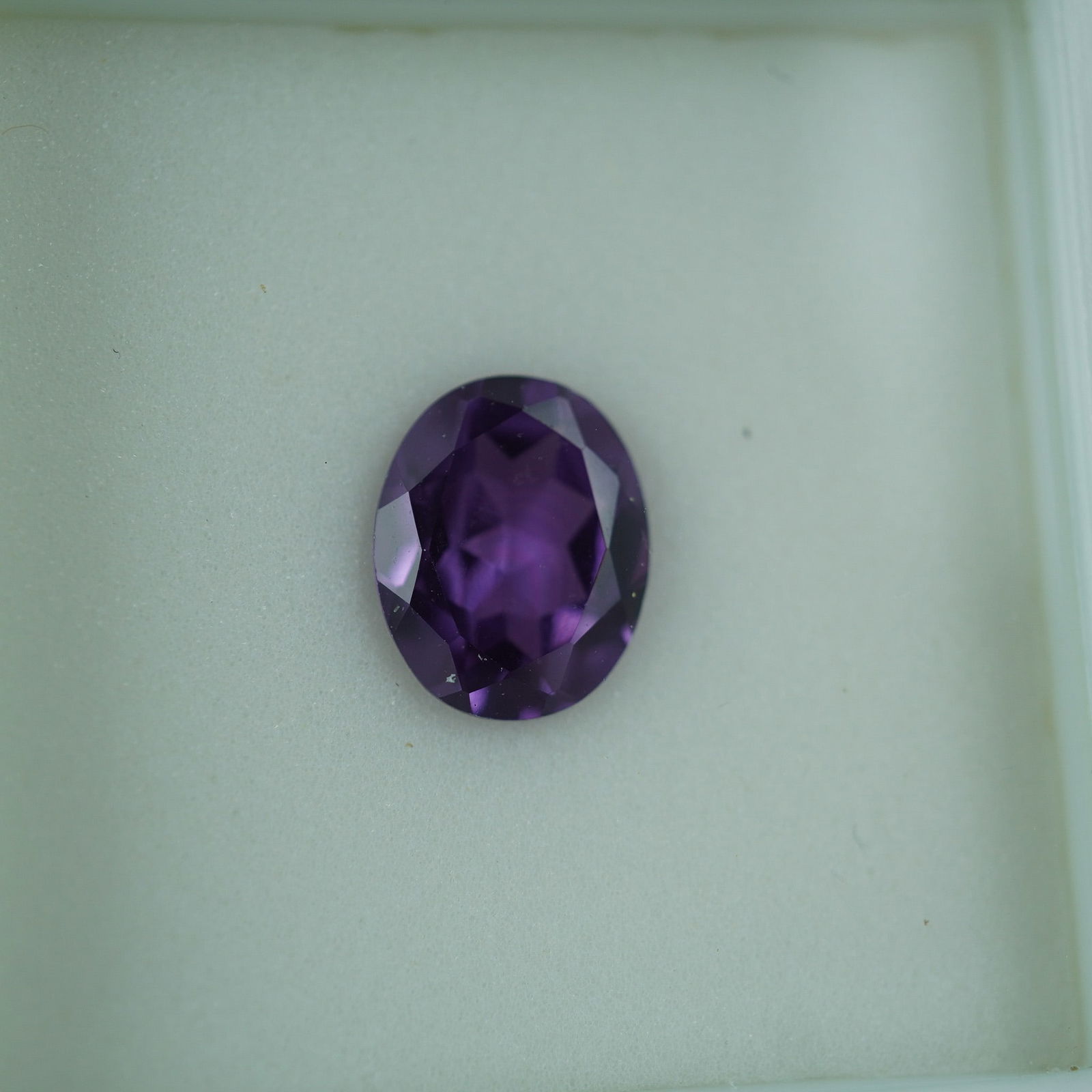 3.10 CT Alexandrite Simulant Oval Cut Gemstone (1 of 2)