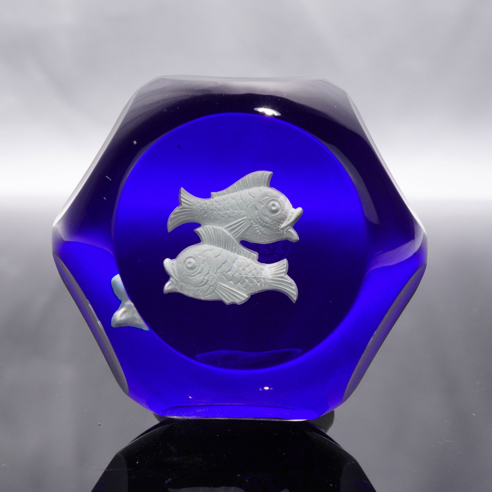 Baccarat Faceted Crystal Sulphide Paperweight, Pisces Zodiac (1 of 4)
