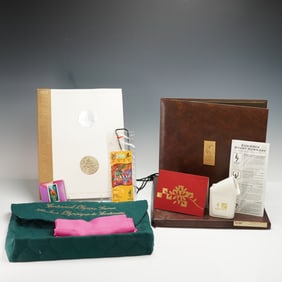 2pc 1996 Atlanta Centennial Olympic Games Presentation Album & Ceremony Kit