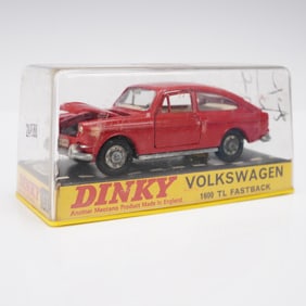 Dinky Toys, 163 Volkswagen 1600 TL Fastback Model Car