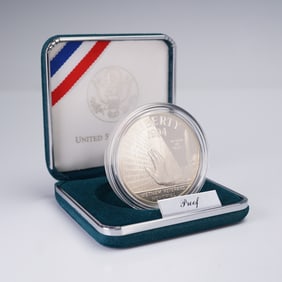 1994-P U.S. Vietnam Veterans Memorial Proof Silver Dollar