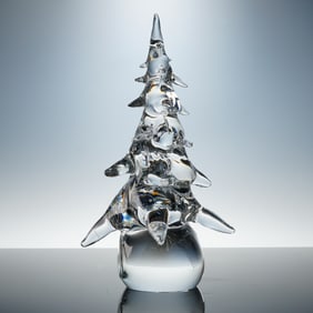 A Daum Crystal Christmas Tree Sculpture