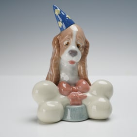 Nao by Lladro Porcelain Figurine, Happy Birthday 2001730