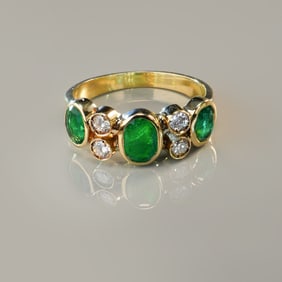 14k Gold Emerald and 0.30ctw Diamond Ring