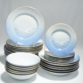 32pc Bing & Grondahl Seagull Pattern Porcelain Dinnerware