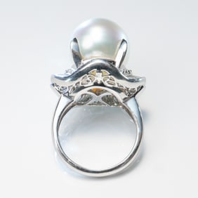 Platinum White South Sea Pearl and 1.80ctw Diamond Ring