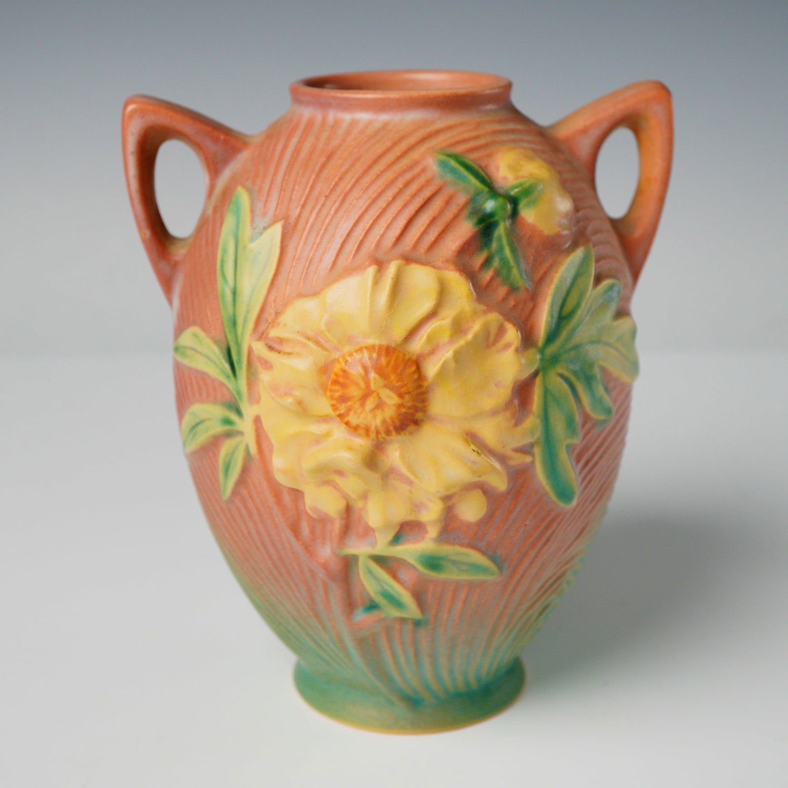 Roseville Peony Pattern Double Handled Vase, Mold 58-6 (1 of 4)