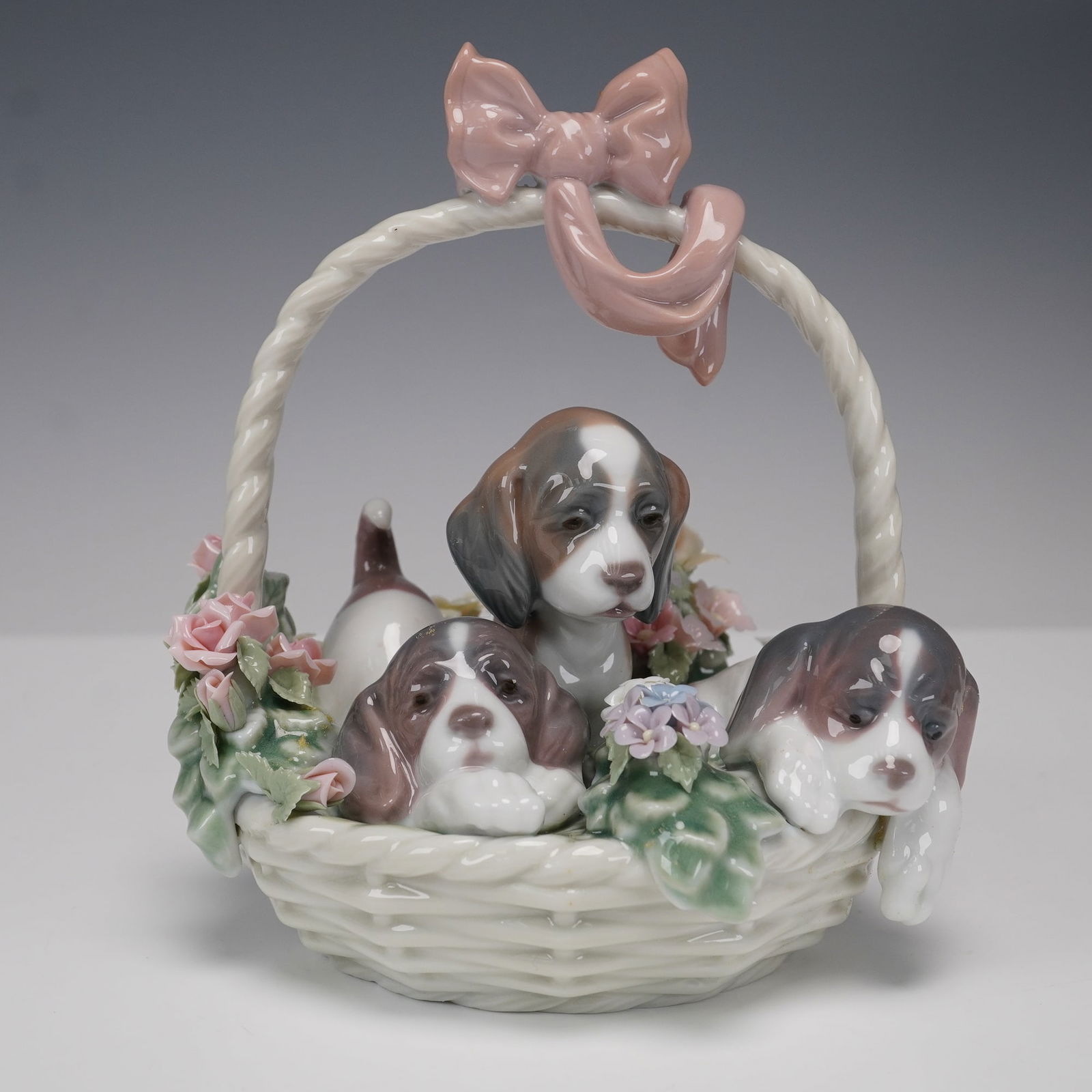 Lladro Porcelain Figurine, A Litter of Love 1001441 (1 of 5)
