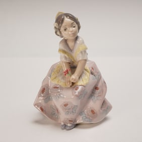 Lladro Porcelain Figurine, Lolita 1005372