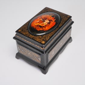 Russian Hand Painted Lacquer Hinged Box