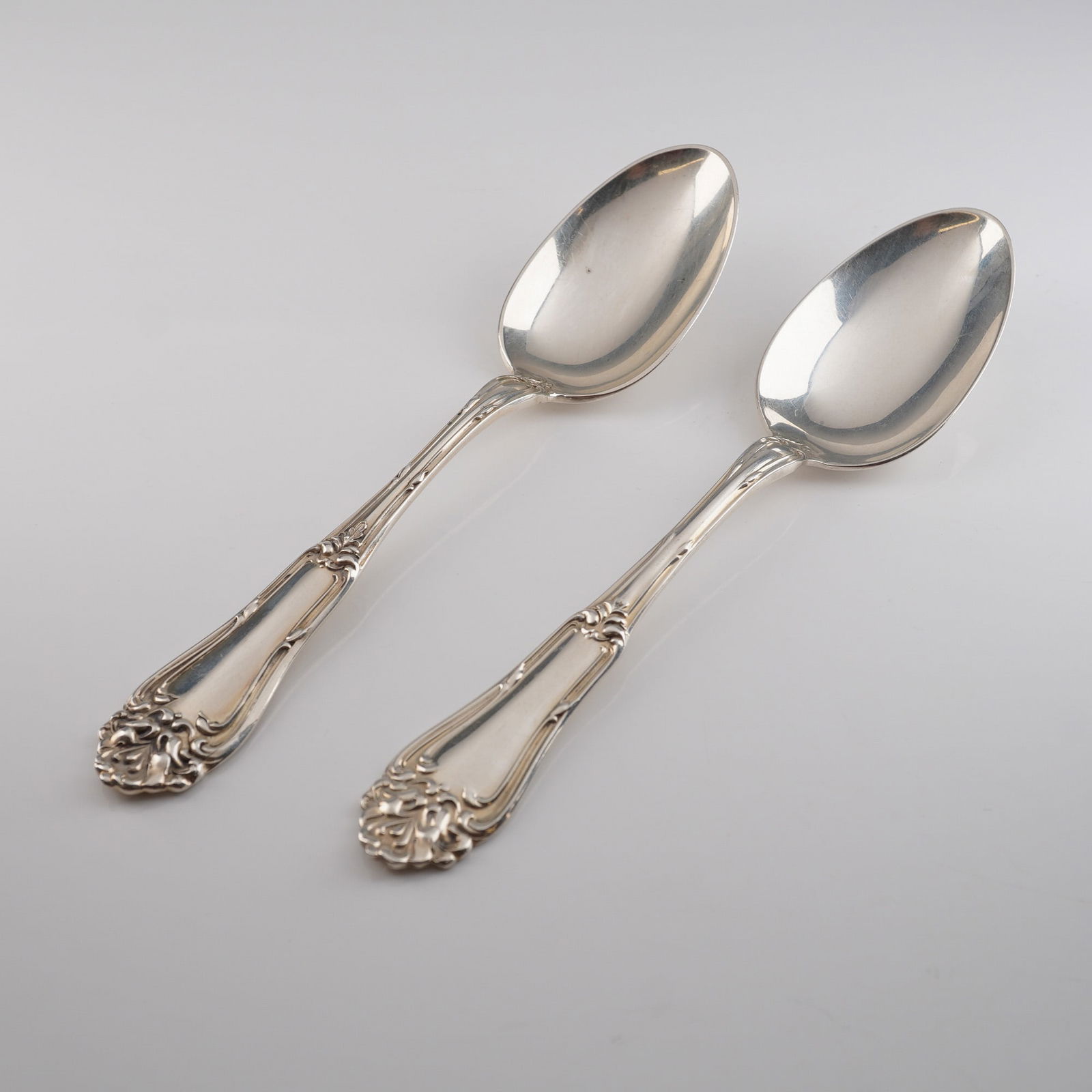 A Pair of Amston Sterling Silver Gladstone Pattern Spoons (1 of 4)