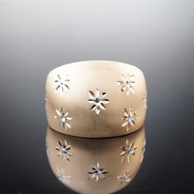 10K Gold Star Engraved Band Ring