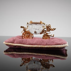 2 Swarovski Crystal Memories Journeys Carriage Figurine 220496 w/ Pillow