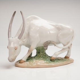 Lladro Glazed Porcelain Figurine The Ox