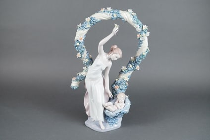 Lladro Inspiration Millennium Glazed Sculpture Rebirth 6571 w/ Original Box