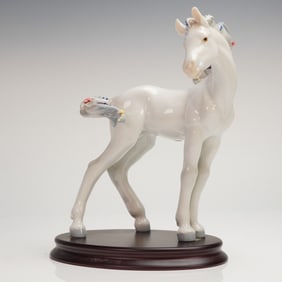 Lladro The Horse Glazed Porcelain Figurine on Wooden Base