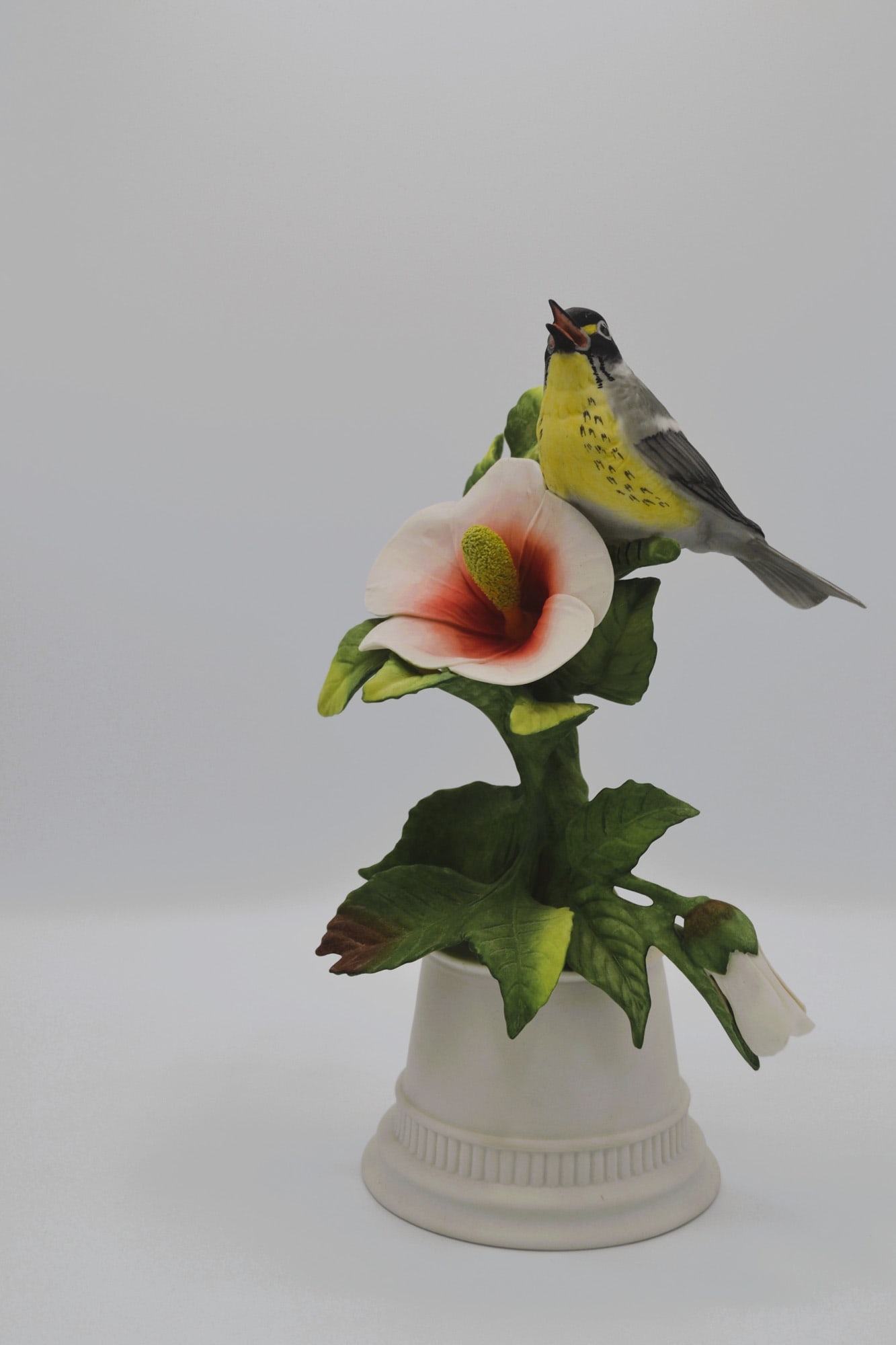 Boehm Porcelain Yellow throated Warbler Bird Sculpture, 1957 (1 of 5)