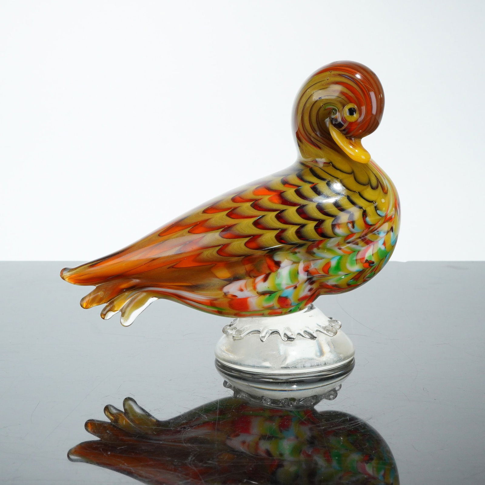 Murano Art Glass La Tour D'Argent Duck, Archimede Seguso: A single Murano Art Glass La Tour D'Argent Glass Duck figurine, often attributed to the workshop of Archimede Seguso, Venice, circa mid-20th century. The sculpture depicts a highly stylized waterfowl,
