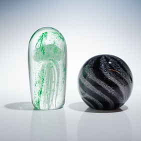 2pc Modern Decorative Art Glass Paperweights, Jellyfish and Swirl Designs