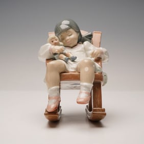 Lladro Porcelain Figurine, Naptime 1005448