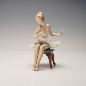 Lladro Porcelain Figurine, Recital 1005496