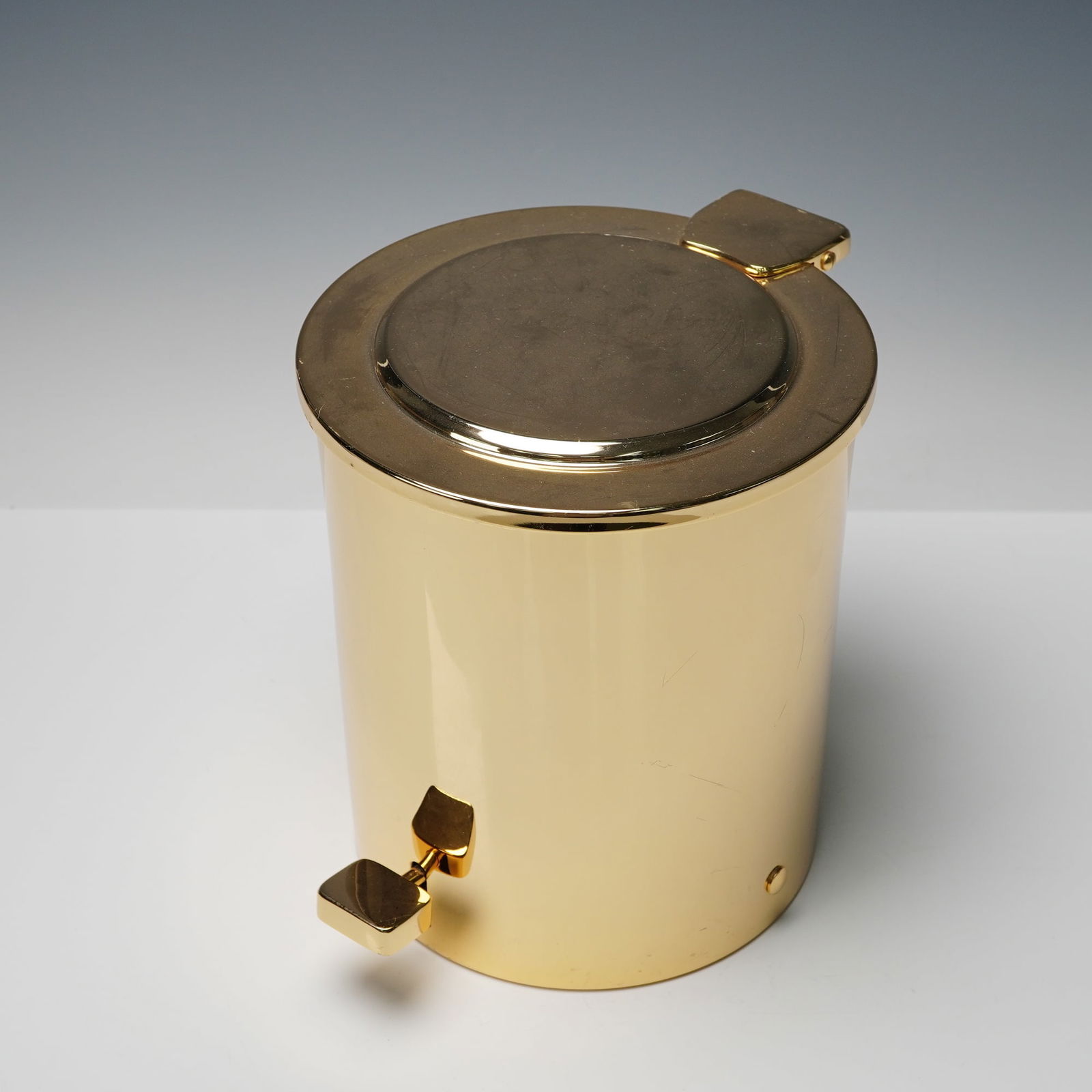 Zodiac Cylinder Collection Gold-Plated Pedal Bin (1 of 4)